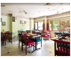 Hotel Sarang Palace - Boutique Stays & Candlelight Dining